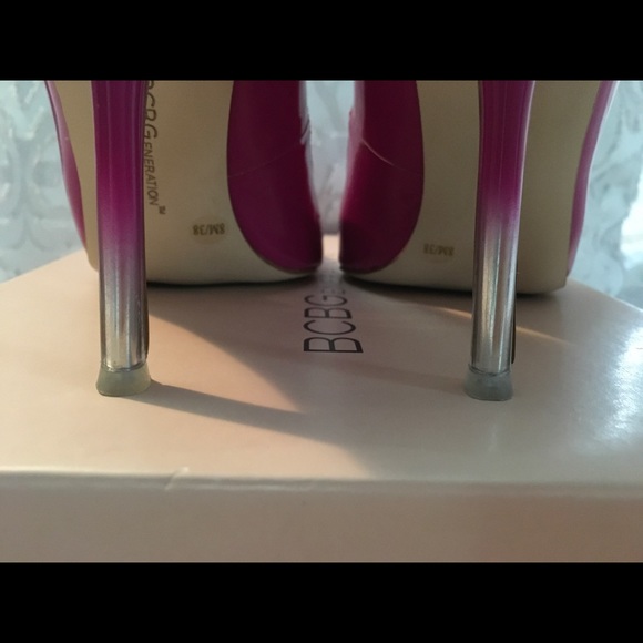 Gently worn pair of magenta BCBG heels. - Picture 3 of 7
